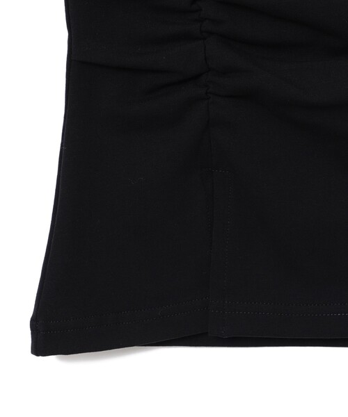 Ray BEAMS（レイビームス）の「ボートネック スリット フィット Tシャツ（Tシャツ/カットソー・レディース・ブラック/レッド・ONE SIZE）」の13枚目の写真