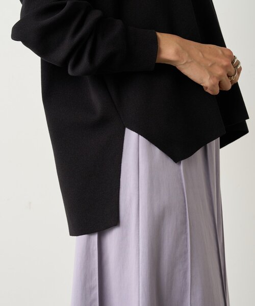 BEARDSLEY（ビアズリー）の「シンプルVニット（ニット/セーター・レディース・ブラック/アイボリー・FREE）」の4枚目の写真