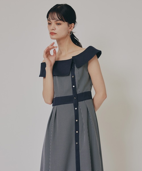 REDYAZEL（レディアゼル）の「バイカラーアシメショルダーワンピース（ワンピース・レディース・ダークグリーン/グレー/ネイビー・FREE）」の15枚目の写真