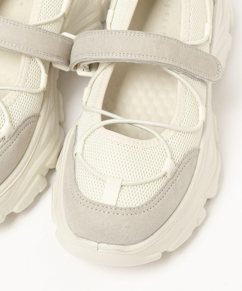 LOWRYS FARM(ローリーズファーム)の「レースアップバレエスニーカー 570526(スニーカー・レディース・アイボリー/ブラック/ブラウン・MEDIUM/LARGE)」の5枚目の写真