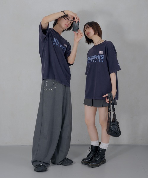 Perushu（ペルーシュ）の「Perushu／NBA チームロゴTシャツ（Tシャツ/カットソー・メンズ・ボルドー/ネイビー/ブラウン/ブラック/ダークブルー/ブラック系・SMALL/MEDIUM/LARGE）」の7枚目の写真