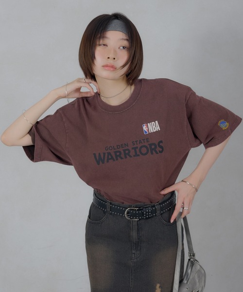 Perushu（ペルーシュ）の「Perushu／NBA チームロゴTシャツ（Tシャツ/カットソー・メンズ・ボルドー/ネイビー/ブラウン/ブラック/ダークブルー/ブラック系・SMALL/MEDIUM/LARGE）」の22枚目の写真