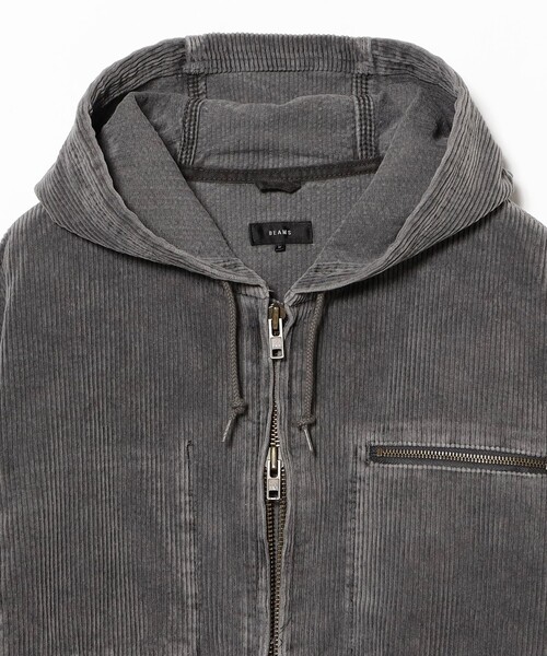 BEAMS（ビームス）の「ワイドショートフィット フェード コーデュロイ フーデットブルゾン（ブルゾン・メンズ・ブラウン/チャコールグレー・S/XL/L/M）」の4枚目の写真