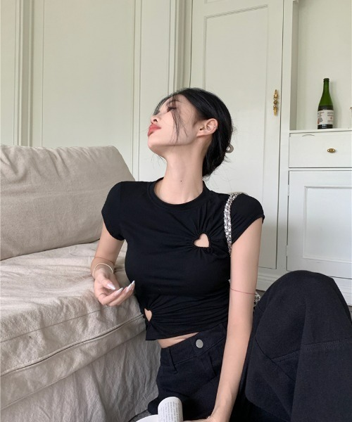 REBALANCE(リバランス)の「ハートカットアウトショート丈半袖Tシャツ(Tシャツ/カットソー・レディース・C/B/A・FREE)」の9枚目の写真