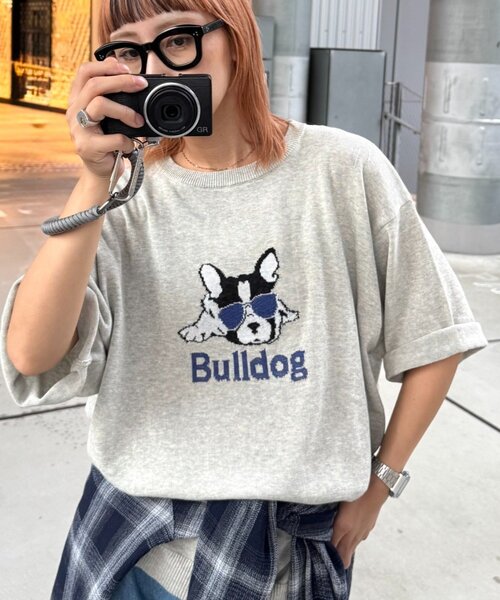 CIAOPANIC TYPY(チャオパニックティピー)の「【ユニセックス】アニマル柄犬サマーニット半袖Tシャツ(Tシャツ/カットソー・レディース・ライトグレー/ホワイト系その他/ネイビー/ベージュ・LARGE/MEDIUM)」の2枚目の写真