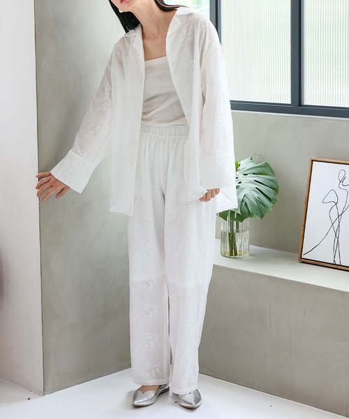 No Rule No Line（ノール－ルノーライン）の「コットンフラワーエンブロイダリーレースパンツ パンチング刺繍レース（スカラップ）レースシアーパンツ（その他パンツ・レディース・ブラック/ホワイト・FREE）」の13枚目の写真