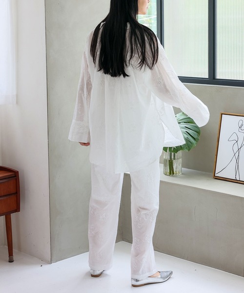 No Rule No Line（ノール－ルノーライン）の「コットンフラワーエンブロイダリーレースパンツ パンチング刺繍レース（スカラップ）レースシアーパンツ（その他パンツ・レディース・ブラック/ホワイト・FREE）」の16枚目の写真