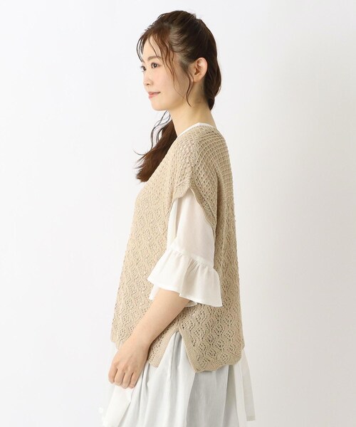 one'sterrace(ワンズテラス)の「透かし編みベスト(ベスト・レディース・ブラック系8/ベージュ系8/アイボリー系8・02)」の5枚目の写真