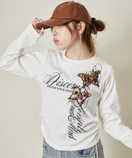 GORGE(ゴージ)の「《フワモコ蝶×シャーリングロゴ》甘辛トップス(Tシャツ/カットソー・レディース・ブラック/オフホワイト・F)」の1枚目の写真