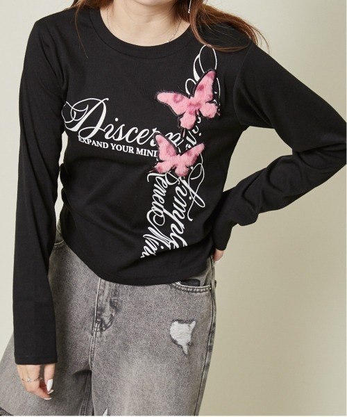 GORGE(ゴージ)の「《フワモコ蝶×シャーリングロゴ》甘辛トップス(Tシャツ/カットソー・レディース・ブラック/オフホワイト・F)」の6枚目の写真