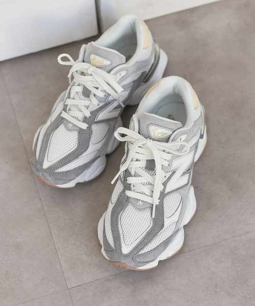 Spick & Span(スピックアンドスパン)の「NEW BALANCE / ニューバランス 90/60(スニーカー・レディース・グレー・25cm/24cm/23cm)」の2枚目の写真