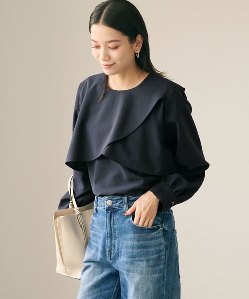 green label relaxing（グリーンレーベルリラクシング）の「ケープ ロングスリーブ ブラウス（シャツ/ブラウス・レディース・ネイビー/ライム/オフホワイト・FREE）」の4枚目の写真