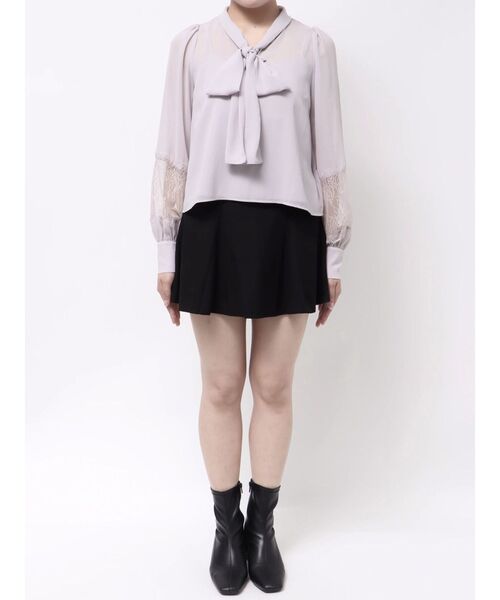 MERCURYDUO(マーキュリーデュオ)の「ポイントレースボウタイブラウス(シャツ/ブラウス・レディース・オフホワイト/ブラック/ラベンダー・FREE)」の13枚目の写真