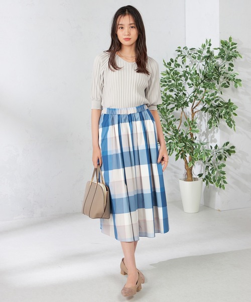 a.v.v(アーヴェヴェ)の「ローカットセパレートフラットパンプス(パンプス・レディース・ブラック/アイボリー/ボルドー・24.5/23.5/22.5)」の18枚目の写真