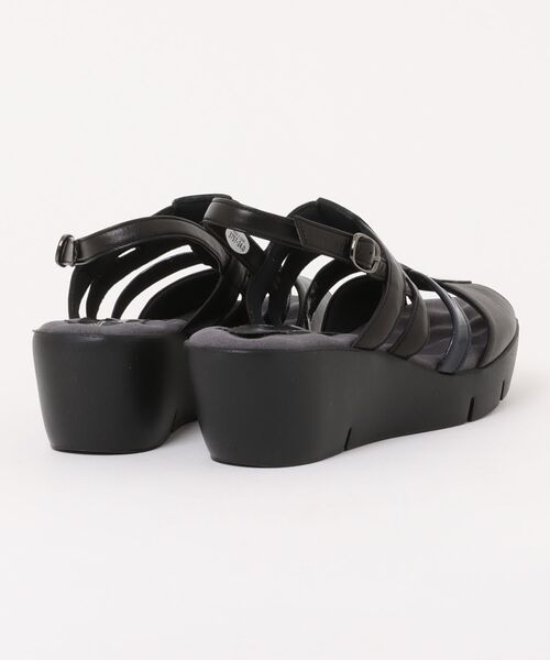 日本製／本革／軽量／3E幅】ふかふかポコポコインソール 異素材グルカ