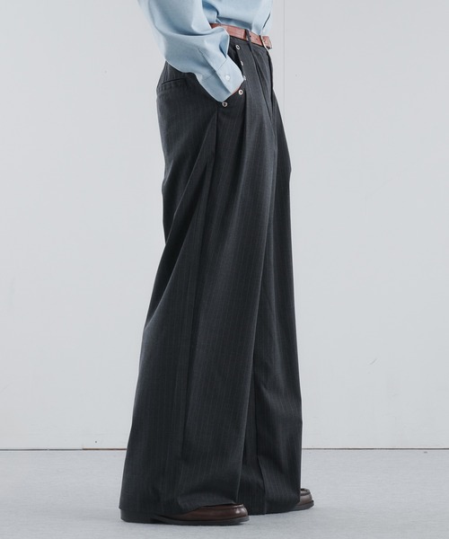 セール】【セットアップ対応】Eyelet-Detail Two-Tuck Wide Slacks