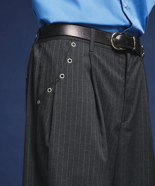 Adoon plain(アドーンプレーン)の「【セットアップ対応】Eyelet-Detail Two-Tuck Wide Slacks / ハトメデザイン2タックワイドスラックス(スラックス・メンズ・その他/チャコールグレー/ブラック/グレー/ブラウン・SMALL/LARGE/MEDIUM)」の8枚目の写真