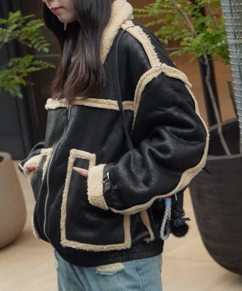 Theater code(シアターコード)の「Piping design Shearling coat/パイピングデザイン フェイクムートンジャケット 秋 秋服メンズ 2026年秋冬 冬服(ムートンコート・メンズ・ブラック/ホワイト・M/L)」の16枚目の写真