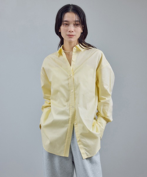 SALON adam et rope'(サロン アダム エ ロペ)の「コットンオックスウォッシュドシャツ(シャツ/ブラウス・レディース・サックスブルー/ベージュ系その他3・FREE)」の1枚目の写真