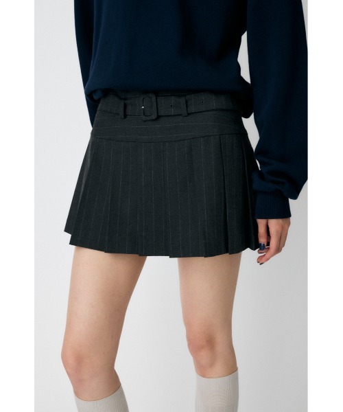 MOUSSY(マウジー)の「【25年AW新作】LOW SLUNG PLEATED ミニスカート(スカート・レディース・グレー系その他/ブラウン・1/2)」の4枚目の写真