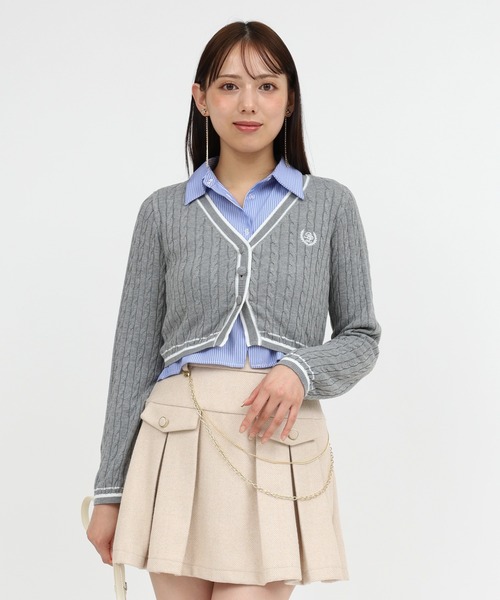ROYAL PARTY(ロイヤルパーティー)の「オリジナルカレッジロゴシャツ付ケーブルニットカーデトップス(ニット/セーター・レディース・ブラック/オフホワイト/グレー・FREE)」の19枚目の写真