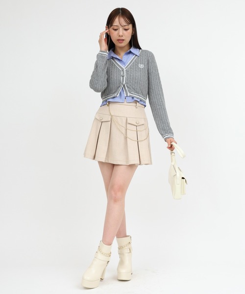 ROYAL PARTY(ロイヤルパーティー)の「オリジナルカレッジロゴシャツ付ケーブルニットカーデトップス(ニット/セーター・レディース・ブラック/オフホワイト/グレー・FREE)」の18枚目の写真