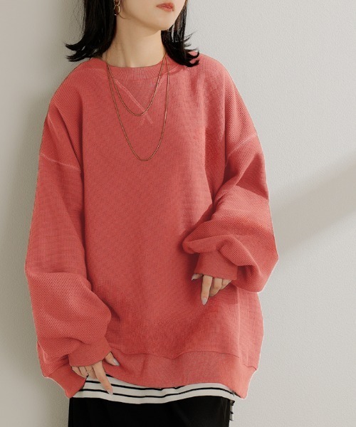 HUG.U(ハグユー)の「ワッフルスウェットプルオーバー(Tシャツ/カットソー・レディース・ブラック/カーキ/ダークブラウン/ダークネイビー/アイボリー/ピンク・FREE)」の6枚目の写真