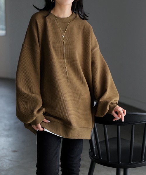 HUG.U(ハグユー)の「ワッフルスウェットプルオーバー(Tシャツ/カットソー・レディース・ブラック/カーキ/ダークブラウン/ダークネイビー/アイボリー/ピンク・FREE)」の16枚目の写真