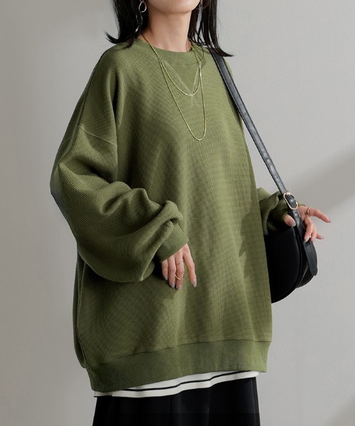 HUG.U(ハグユー)の「ワッフルスウェットプルオーバー(Tシャツ/カットソー・レディース・ブラック/カーキ/ダークブラウン/ダークネイビー/アイボリー/ピンク・FREE)」の14枚目の写真