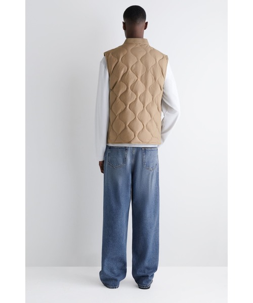 キルティングダウンジレ（ダウンベスト）｜COS（コス）のファッション