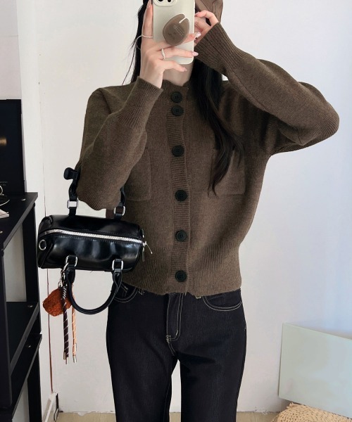 Miniministore(ミニミニストア)の「ショート丈ニットカーディガンポケット付き(ニット/セーター・レディース・ライトグレー/ブラック/ネイビー/ブラウン・FREE)」の5枚目の写真