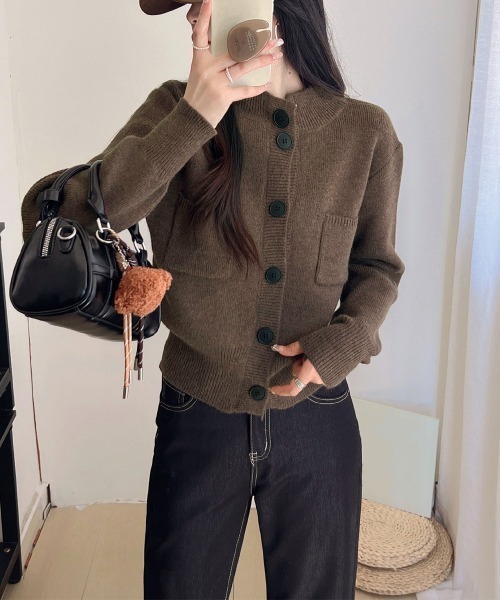 Miniministore(ミニミニストア)の「ショート丈ニットカーディガンポケット付き(ニット/セーター・レディース・ライトグレー/ブラック/ネイビー/ブラウン・FREE)」の6枚目の写真