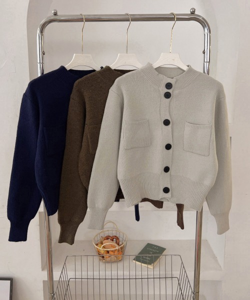 Miniministore(ミニミニストア)の「ショート丈ニットカーディガンポケット付き(ニット/セーター・レディース・ライトグレー/ブラック/ネイビー/ブラウン・FREE)」の17枚目の写真