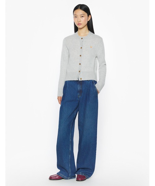 Maison Kitsune(メゾンキツネ)の「BABY FOX LAMBSWOOL FITTED CARDIGAN(カーディガン/ボレロ・レディース・ライトグレー/ネイビー/アイボリー/ブラック/ブラウン・XS/S/M/L/XL)」の8枚目の写真