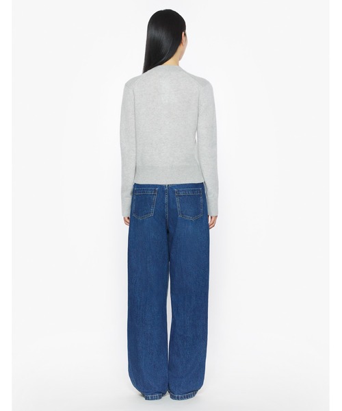 Maison Kitsune(メゾンキツネ)の「BABY FOX LAMBSWOOL FITTED CARDIGAN(カーディガン/ボレロ・レディース・ライトグレー/ネイビー/アイボリー/ブラック/ブラウン・XS/S/M/L/XL)」の9枚目の写真