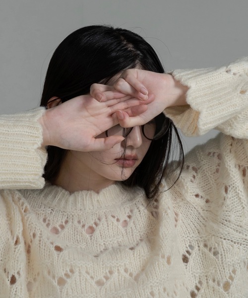 I_am（アイアム）の「openwork scallop knit pullover / オープンワークスカラップニットプルオーバー（ニット/セーター・レディース・グレー/アイボリー・FREE）」の5枚目の写真
