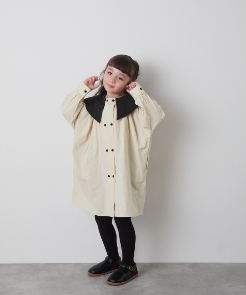 riziere(リジェール)の「ダブルボタンバイカラー襟ワンピース(ワンピース・キッズ・ベージュ/ブラック・150/140/130/120/110/100/90)」の6枚目の写真