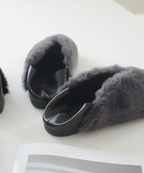 AmiAmi（アミアミ）の「2WAYファーバブーシュパンプス（その他シューズ・レディース・ブラック/グレー・LL/L/S/M）」の9枚目の写真