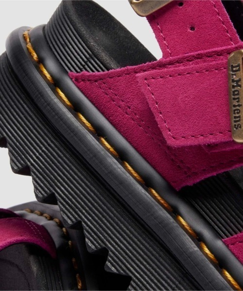 Dr. Martens（ドクターマーチン）の「Dr. MARTENS VOSS II SANDAL（ドクターマーチン VOSS II サンダル）（サンダル・レディース・ピンク系・23cm/22cm/25cm/24cm）」の7枚目の写真
