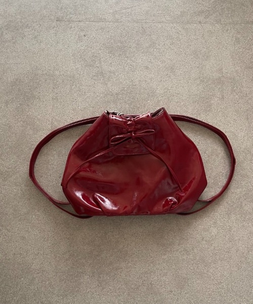 Mejoul（メジュール）の「【2WAY】ギャザーリボン リュック ショルダーレザー トートバッグ（ショルダーバッグ・レディース・シルバー/ブラック/レッド/ホワイト・F）」の15枚目の写真