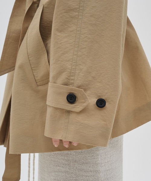 TODAYFUL（トゥデイフル）の「【TODAYFUL/トゥデイフル】Spring Short Trench/スプリングショートトレンチ（トレンチコート・レディース・キナリ/ベージュ・36/38）」の8枚目の写真