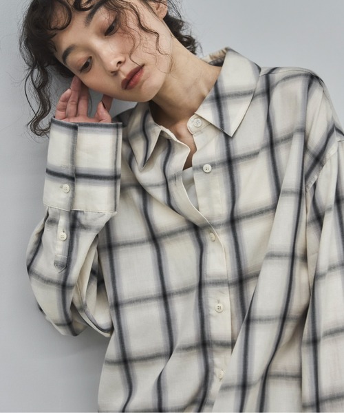 feepur(フェピュール)の「チェックオーバーシャツ(シャツ/ブラウス・レディース・オフホワイト/ネイビー・MEDIUM)」の2枚目の写真