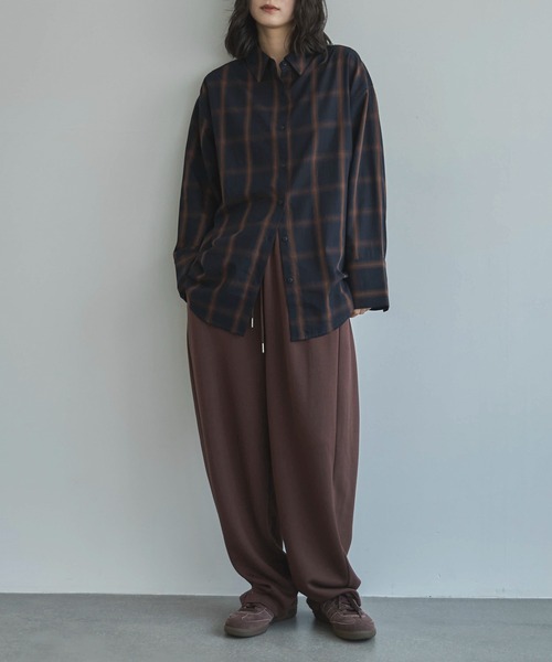 feepur(フェピュール)の「チェックオーバーシャツ(シャツ/ブラウス・レディース・オフホワイト/ネイビー・MEDIUM)」の10枚目の写真