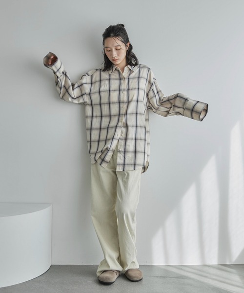 feepur(フェピュール)の「チェックオーバーシャツ(シャツ/ブラウス・レディース・オフホワイト/ネイビー・MEDIUM)」の15枚目の写真
