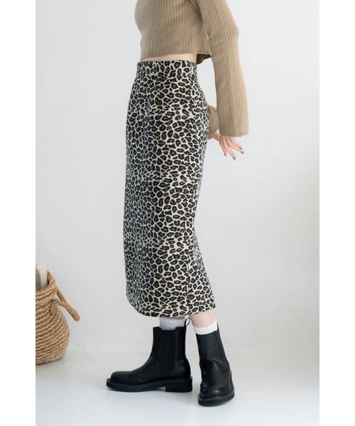 Ungrid（アングリッド）の「アニマルジャカードスカート（スカート・レディース・ブラウン/ベージュ・FREE）」の9枚目の写真