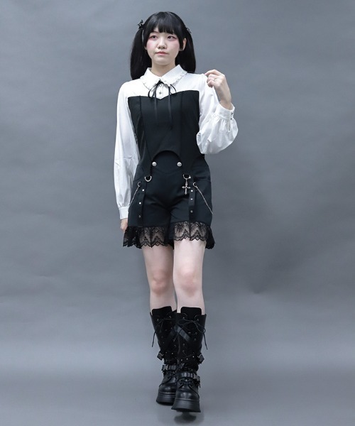 NIBBLE POISON(ニブルポイズン)の「レースフリルショートパンツ(その他パンツ・レディース・ブラック/ワイン/ネイビー・MEDIUM)」の13枚目の写真