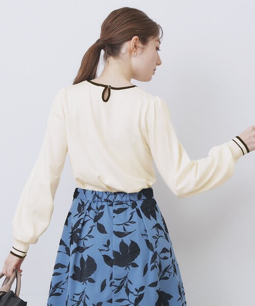 index(インデックス)の「バイカラーパフスリーブニット【洗濯機OK】(ニット/セーター・レディース・ホワイト系7/ブラック系4/ブラウン系その他5/ピンク系9/ベージュ系その他7・36/38/40/42)」の7枚目の写真