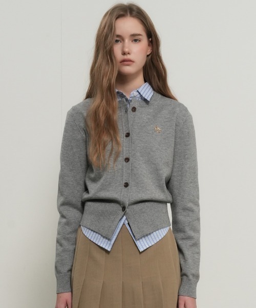 【GENERAL IDEA】ロゴ入りラウンドネック長袖カーディガン / ESSENTIAL CREW NECK CARDIGAN(カーディガン/ボレロ)|GENERAL IDEA(ジェネラルアイデア)