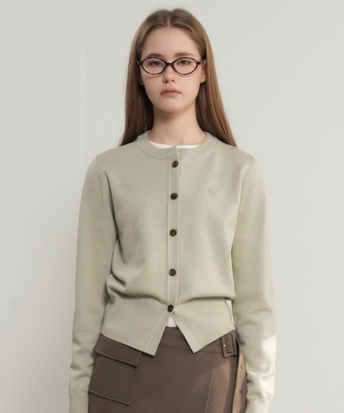 【GENERAL IDEA】ロゴ入りラウンドネック長袖カーディガン / ESSENTIAL CREW NECK CARDIGAN(カーディガン/ボレロ)|GENERAL IDEA(ジェネラルアイデア)