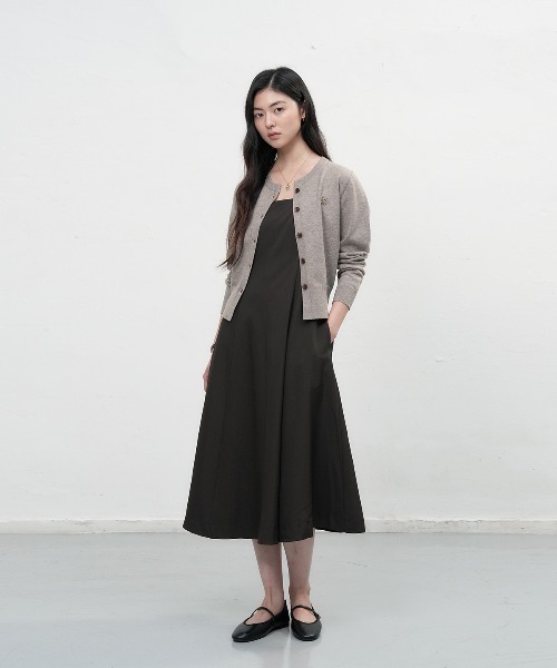 【GENERAL IDEA】ロゴ入りラウンドネック長袖カーディガン / ESSENTIAL CREW NECK CARDIGAN(カーディガン/ボレロ)|GENERAL IDEA(ジェネラルアイデア)